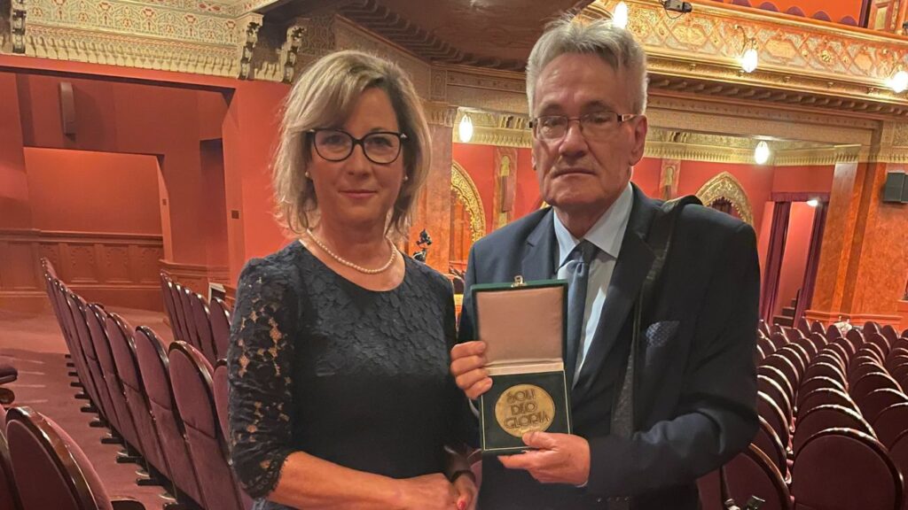 Rát Mátyás díjat kapott Faggyas Sándor újságíró